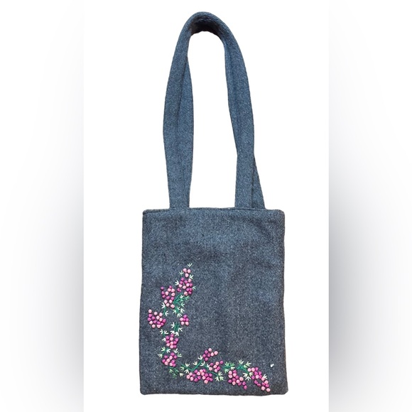 Small Gray Felted Wool Tote W/ Hand Embroidered Grapes 100% Wool 11.25” x 9” - Picture 1 of 7